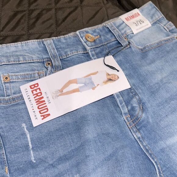 Celebrity Pink Bermuda Hi-Rise Denim Jean Shorts 3/26 NWT - Picture 2 of 8